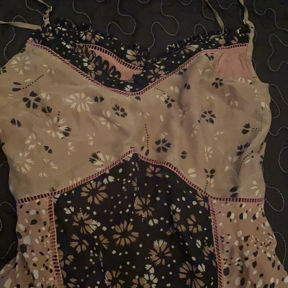 Love SAM Dress - Picture 2 of 3